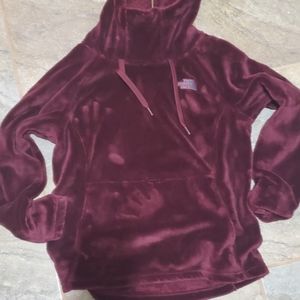 Maroon North Face sweater